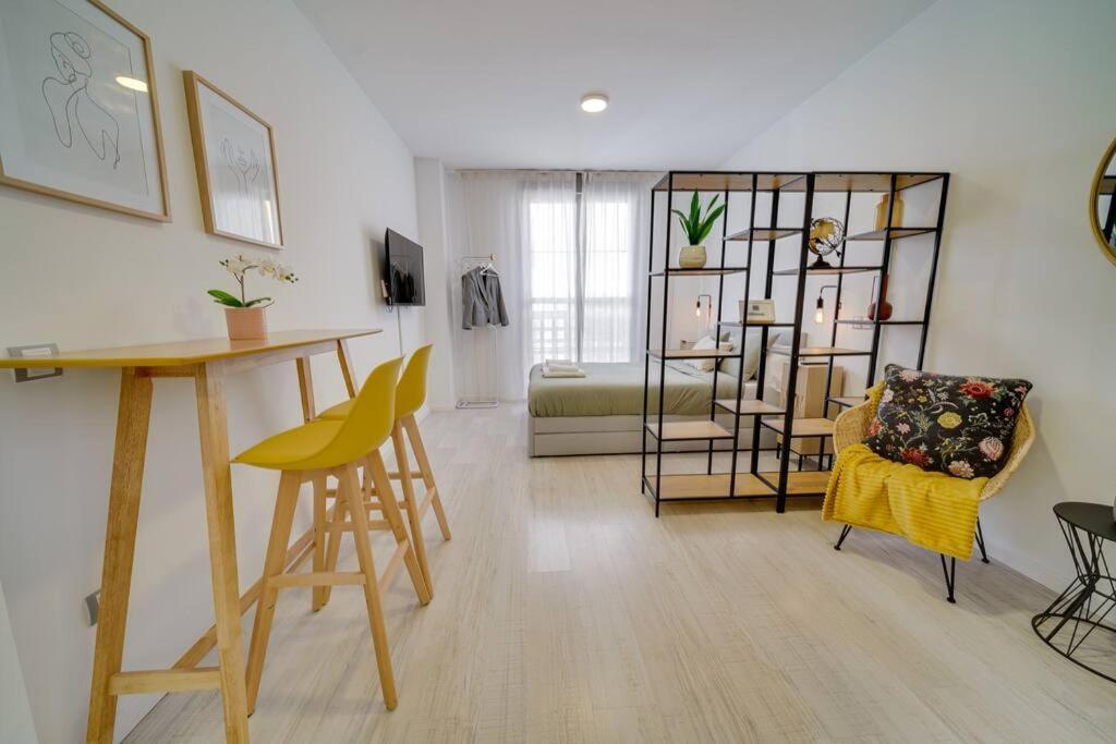 Exquisito Estudio En El Centro De 말라가 외부 사진